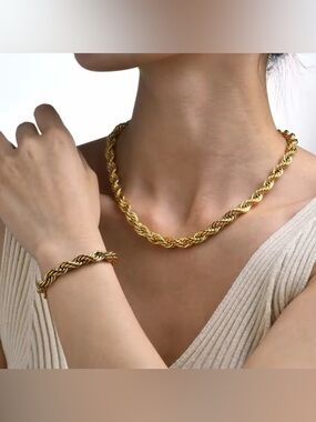 Anthropologie 18K Gold Stainless Steel Twisted Rope Necklace Bracelet Set